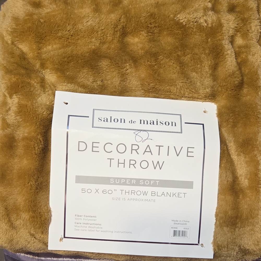 Decorative Throw Blanket - Tan